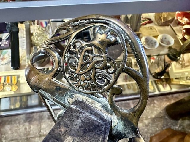 b2ap3_large_Armoury-Antiques-and-Militaria-3 ***New In***An Interesting English Victorian 1822 Pattern Sword with a Captured/ Gifted US Navy Sword Blade. - Armoury Antiques | Marlborough Antiques