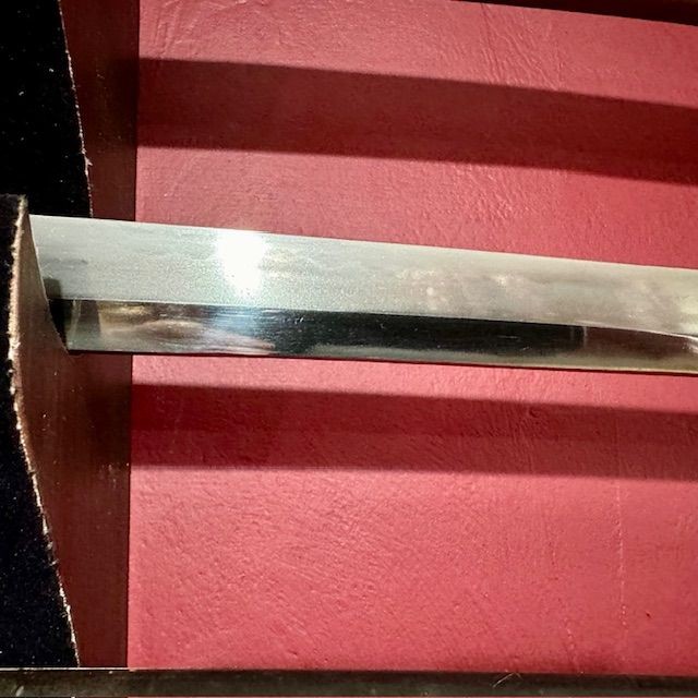 b2ap3_large_Armoury-Antiques-and-Militaria-Japanese-Sword-4 ***NOW SOLD***Late Koto/ Early Shinto Katana in Koshirae. - Armoury Antiques | Marlborough Antiques