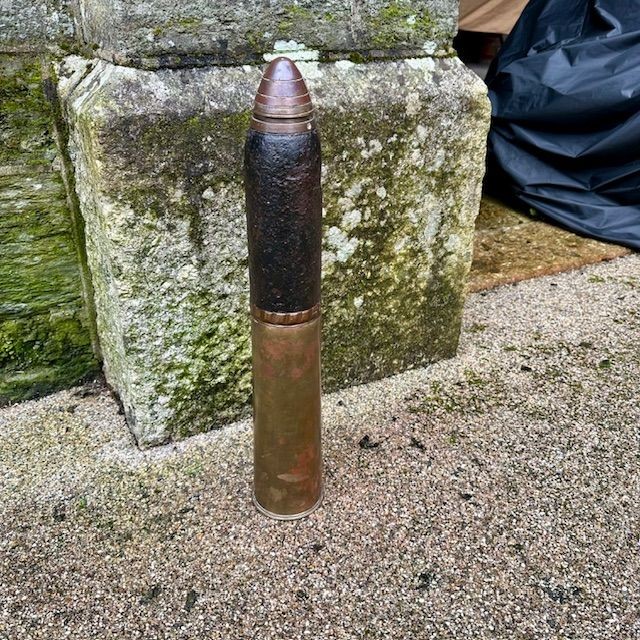 b2ap3_large_WW1-British-Complete-Shell-with-Type-80-Fuse-1 ***NOW SOLD***WW1 Inert British Complete Shell with Type 80 Timed Fuse. - Armoury Antiques | Marlborough Antiques