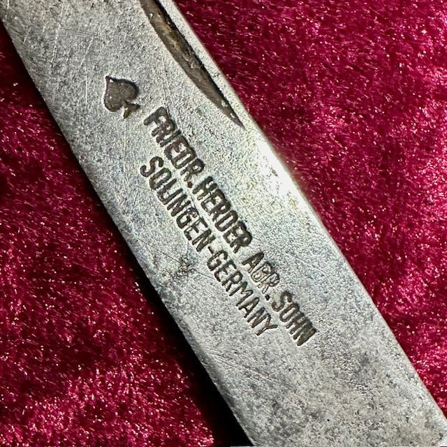 b2ap3_large_WW1-German-Folding-Knife-2 ***New In***WW1 c1915 German Folding Knife by&nbsp;'FRIEDR.HERDER. ABR. SOHN SOLINGEN-GERMANY'. - Armoury Antiques | Marlborough Antiques