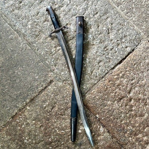 b2ap3_large_185658-British-Bayonet-Model-1853-2 ***New In***Pattern 1856/58 British Sword Bayonet. - Armoury Antiques | Marlborough Antiques