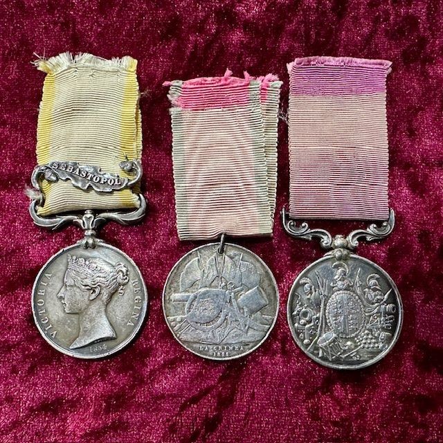 b2ap3_large_Crimean-War-Medals-2 Cornish Born (St Winnow, Lasthinther, Cornwall) and Chelsea Pensioner. Crimean War (1853-1856) Medal Grouping. - Armoury Antiques | Marlborough Antiques